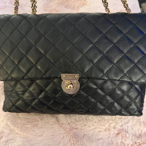 Amrita Singh Classic Flap with Champagne Gold Hardware - Picture 2 of 9